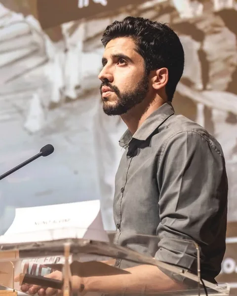 Nuno Alvim, autor de Como Sobreviver Sem Carne